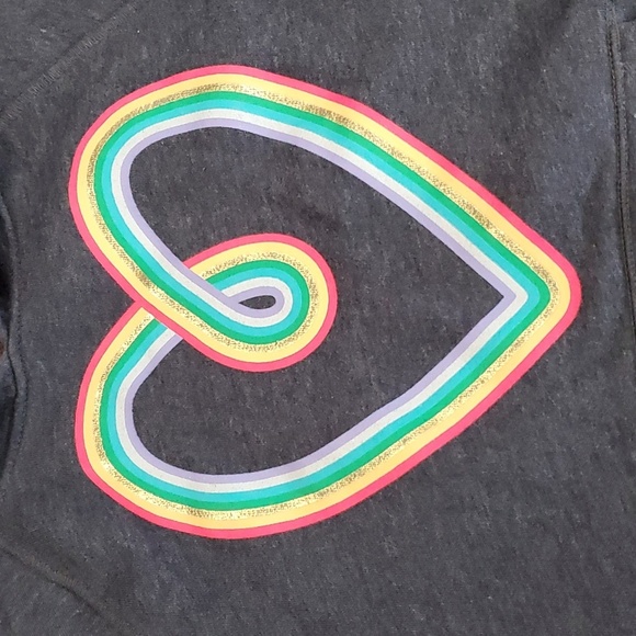 Cat & Jack Heart Sweatshirt Size Medium 7/8 - Picture 2 of 5